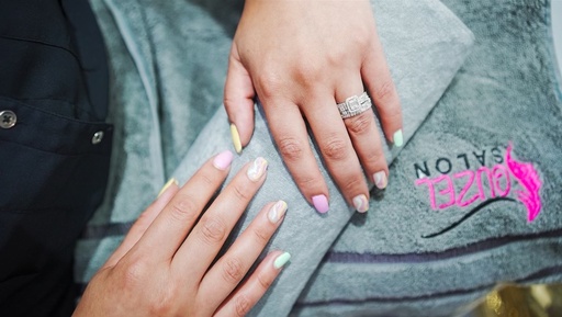 Pedicure and manicure with Glish for hands and normal color for feet 