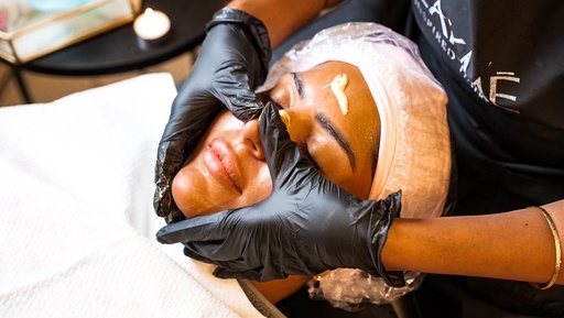Special facial cleansing 